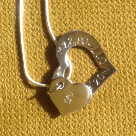 Handmade Personalized Mommy Necklace - Picture 2 of 3